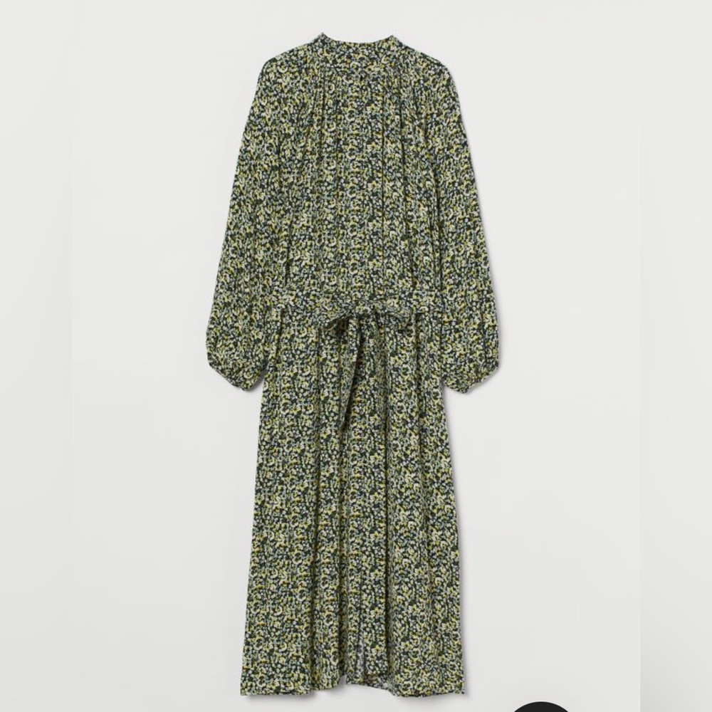 H&M NWT Floral Calf Length Dress Size 2X